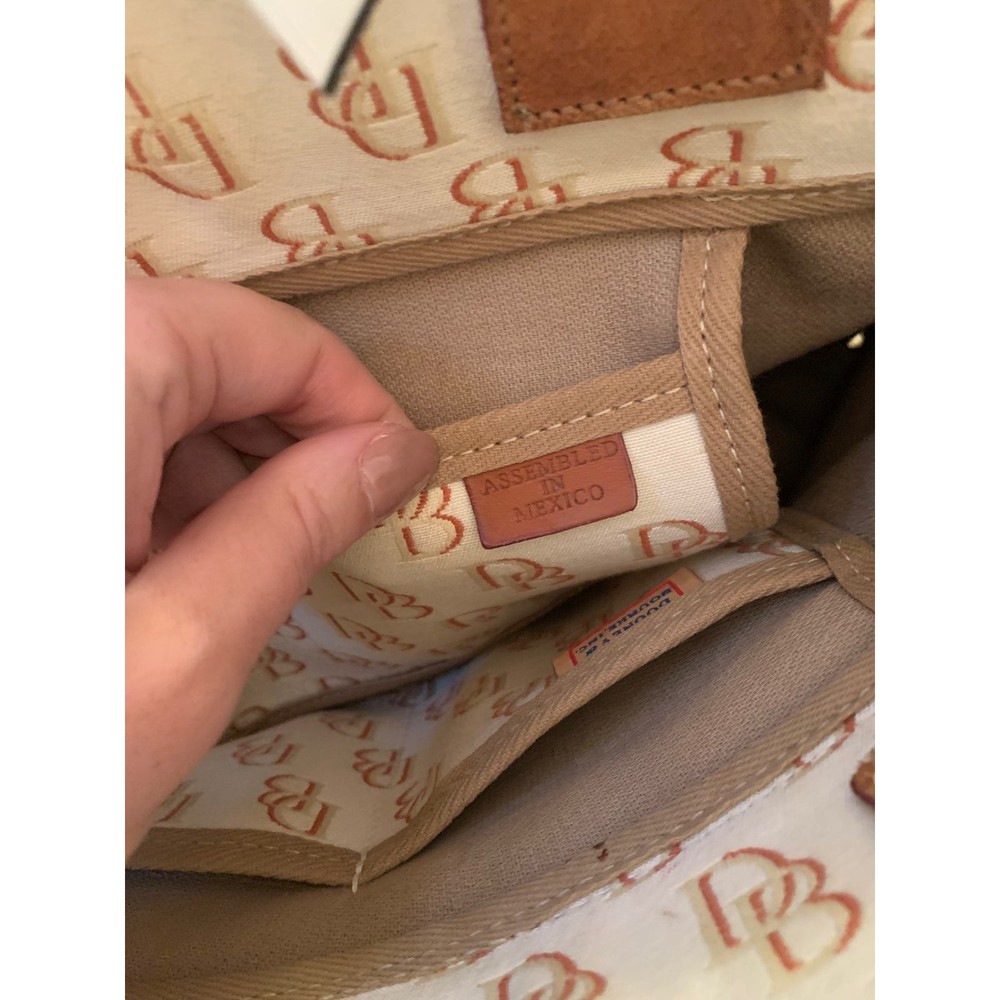 Vintage Cream and Gold Canvas Dooney and Bourke Tote - Picture 9 of 9